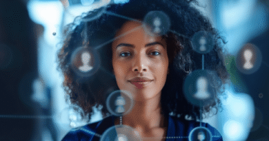 Mulher em ambiente corporativo com conexões digitais, representando a quarta onda do RH e a gestão orientada por stakeholders.